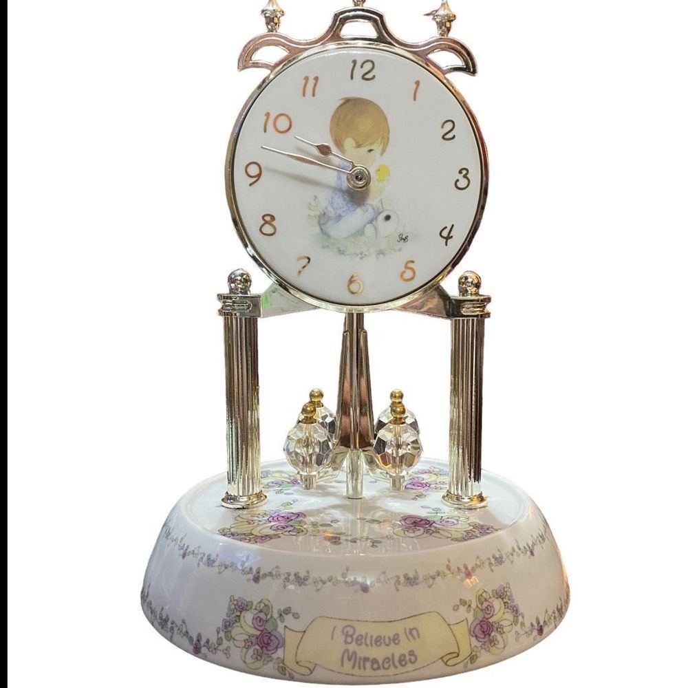 Vintage Precious Moments I Believe in Miracles Porcelain Glass Dome Clock - Picture 9 of 10